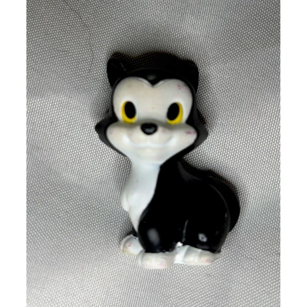 Disney Pinocchio Figaro Cat PVC Animal Black cat Toy Figure Fast Shipping